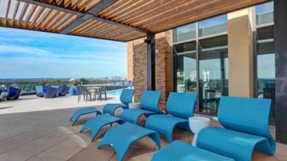 Global Luxury Suites at The Wharf - image 5